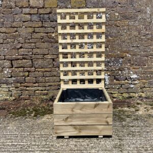High Square Planter with 100cm Trellis on Feet – Smooth Decking