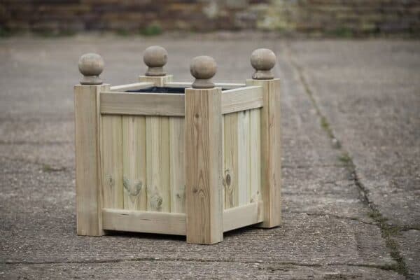 Versailles Wooden Planter with Finial Posts - Image 4
