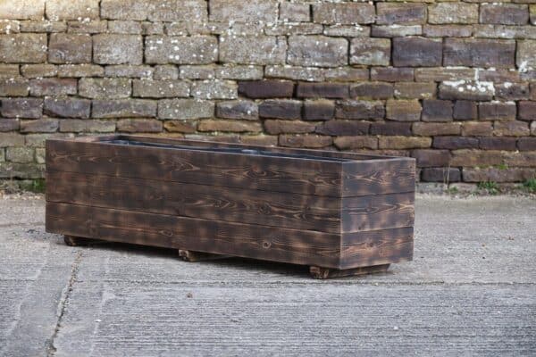 High Rectangular Planter on Feet – Burnt Charred Decking - Image 4
