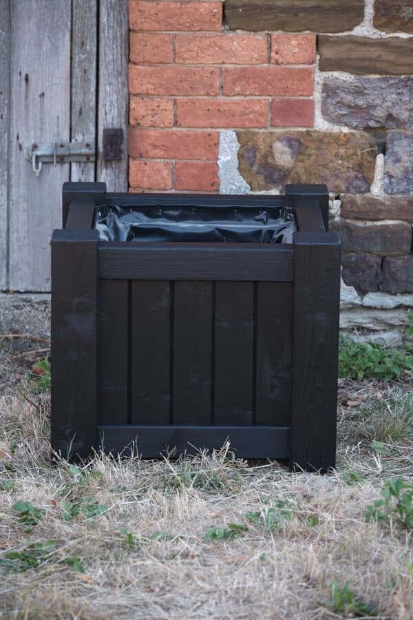 Versailles Style Flat Top Wooden Planter - Image 4