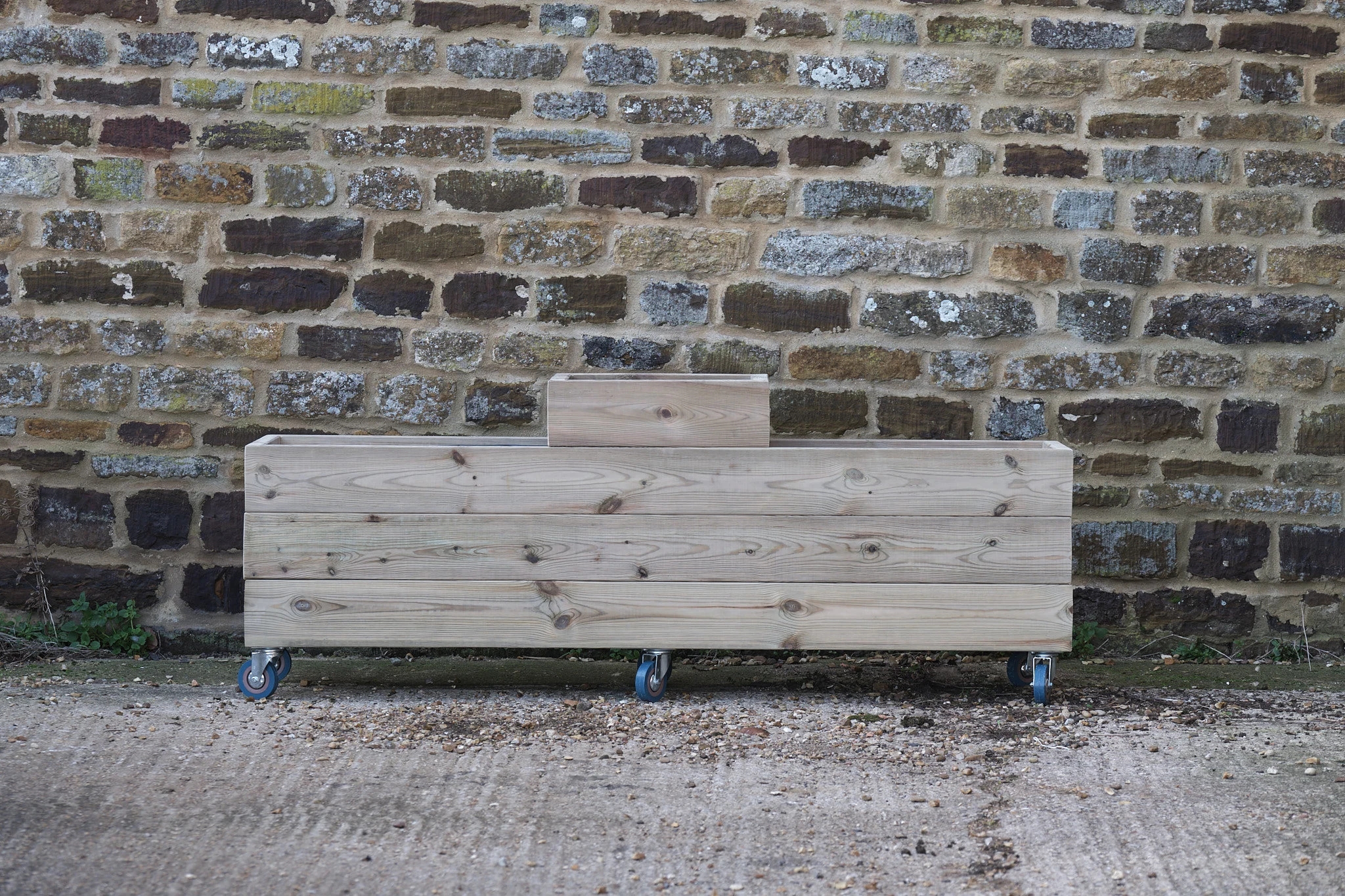 3 Row 3 Cell Smooth Decking Planter On Wheels
