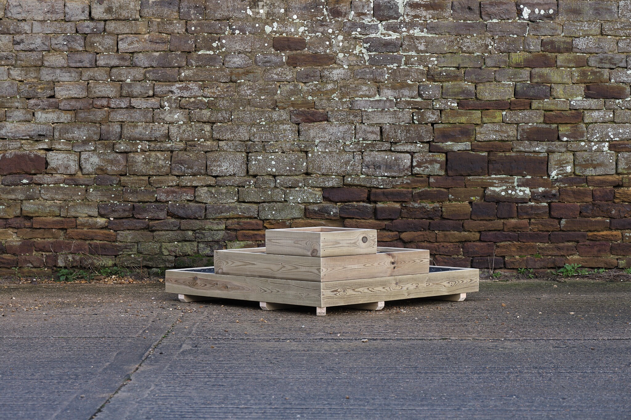 3 Tiered L Shaped Smooth Decking Planter without Front Cell