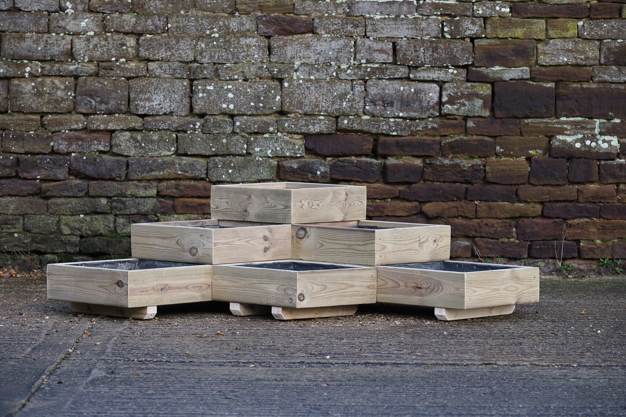 3 Tired L Shape Smooth Decking Planter with Front Cell