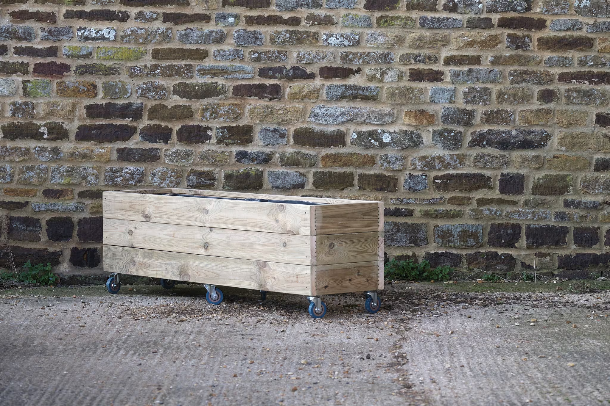 Rectangular 3 Row Smooth Budget Decking Planter On Wheels with Trellis