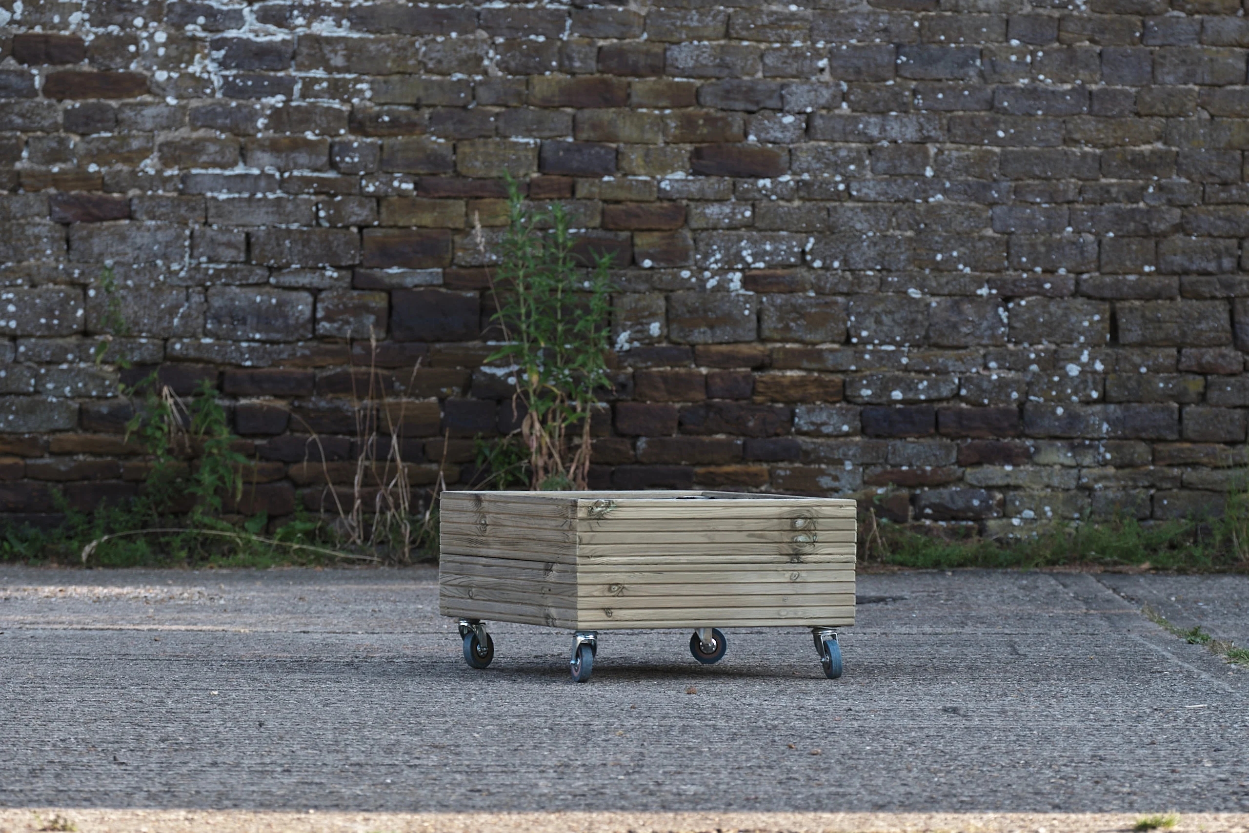 Square 2 Row Decking Planter On Wheels