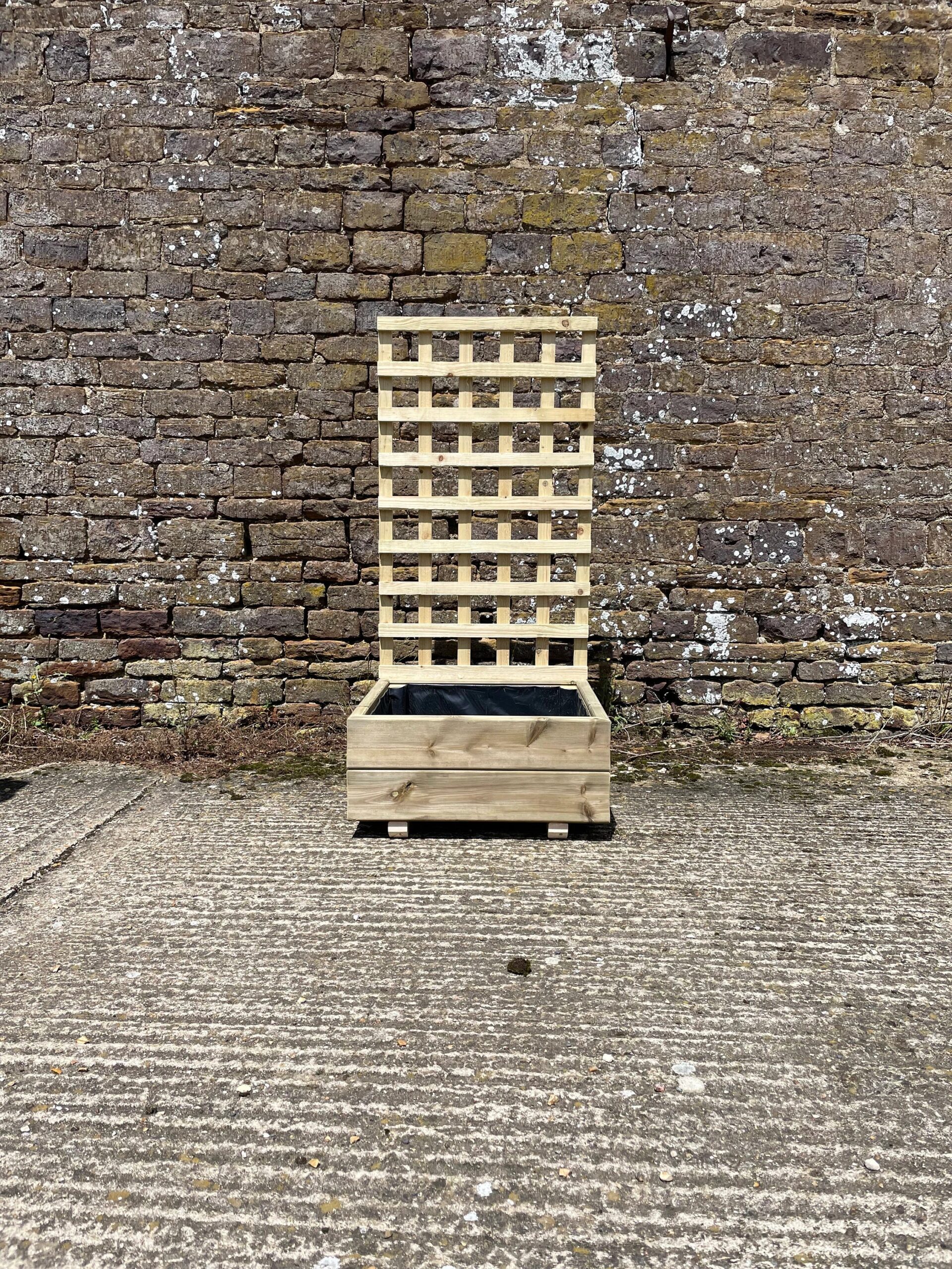 Square 2 Row Smooth Decking Planter with Trellis