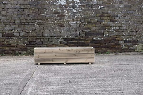 Rectangular 3 Row Decking Planter With Trellis