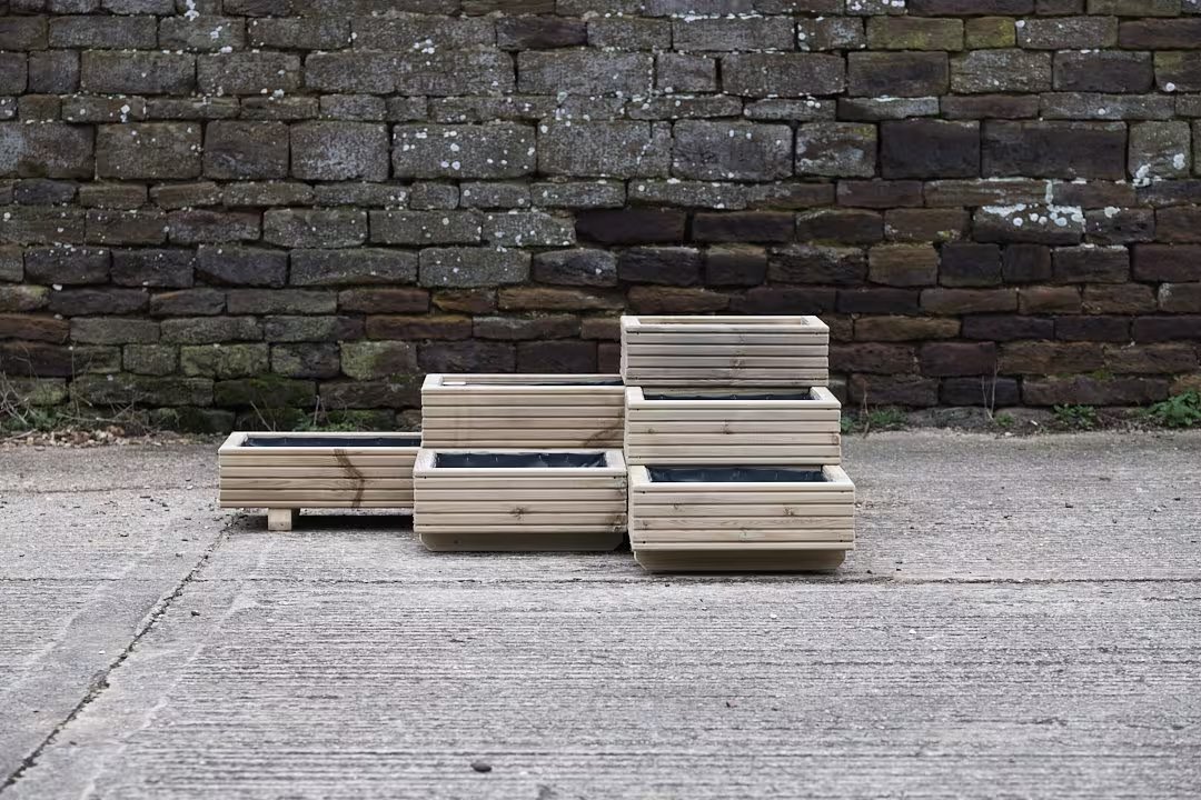 Tiered L shaped wooden corner planter