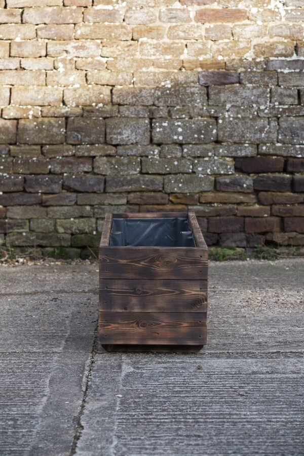 High Rectangular Planter on Feet – Burnt Charred Decking - Image 5