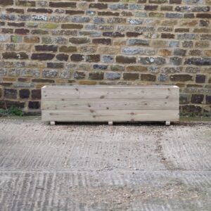 Rectangular 3 Row Smooth Decking Planter with Trellis