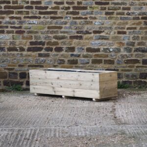 Rectangular 3 Row Smooth Decking Planter with Trellis
