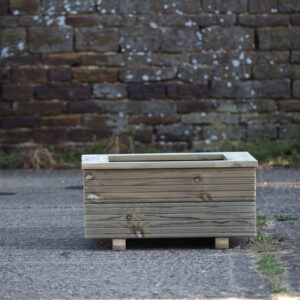 Square 2 Row Decking Planter With Capping and Trellis