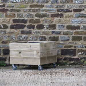 Square 3 Row Smooth Decking Planter with Trellis On Wheels