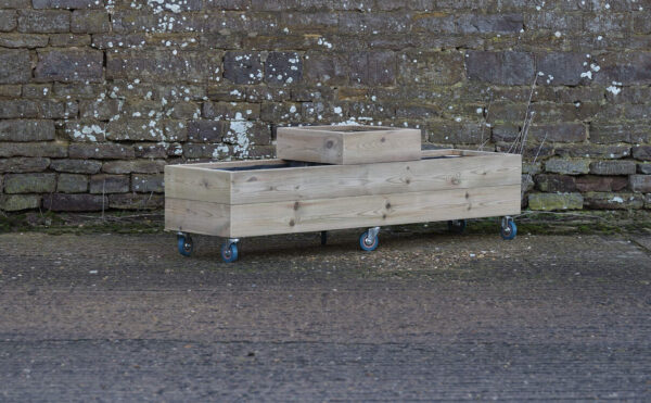 Low Celled Planter on Wheels – Smooth Decking