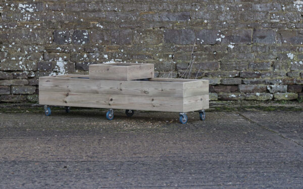 Low Celled Planter on Wheels – Smooth Decking - Image 4