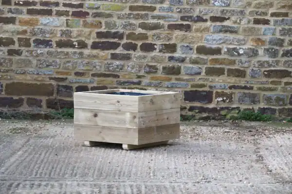 High Square Planter on Feet – Smooth Decking - Image 3