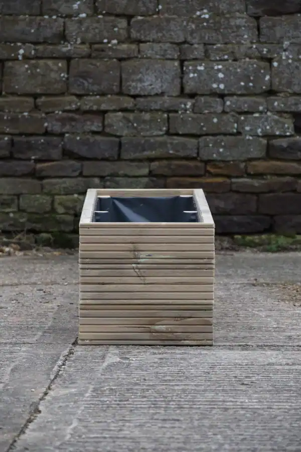 High Raised Bed Planter with 100cm Trellis, No Base – Ribbed Decking - Image 5