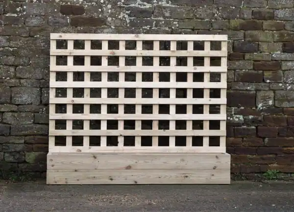 Low Raised Bed Planter with 100cm Trellis, No Base – Smooth Decking