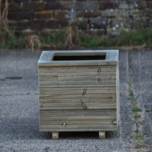 High Square Planter with Capping – Ribbed Decking