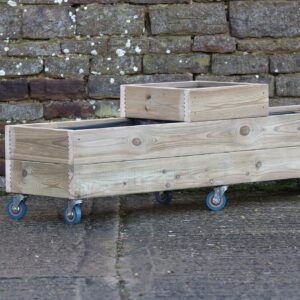 Low Celled Planter on Wheels – Smooth Budget Decking
